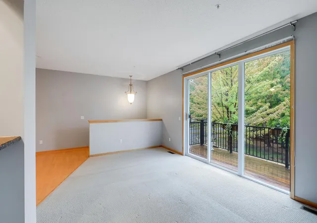 Photo 4 of Single family home for sale at 11211 Kinsley St, Eden Prairie, MN 55344 | MLS# 7148038 | Listing updated on 2026-10-01