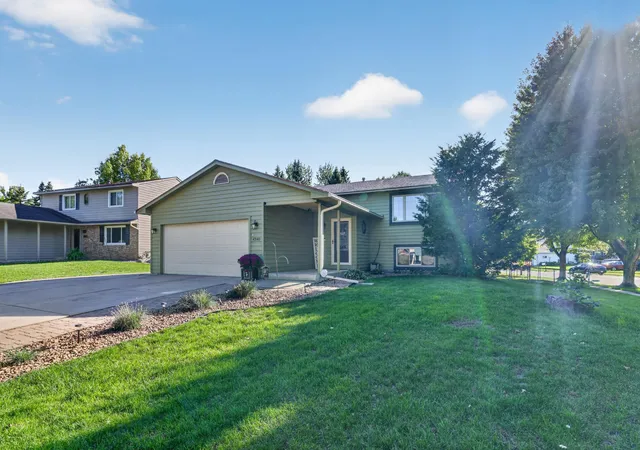 Photo 1 of Single family home for sale at 4340 57th Street Nw, Rochester, MN 55901 | MLS# 7148039 | Listing updated on 2026-10-06