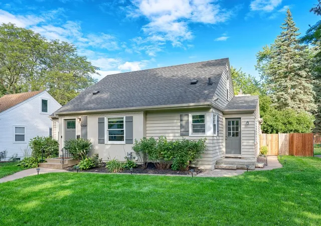 Photo 1 of Sale Pending at 2613 Webster Ave S, Minneapolis, MN 55416 | MLS# 7148048 | Listing updated on 2026-10-22