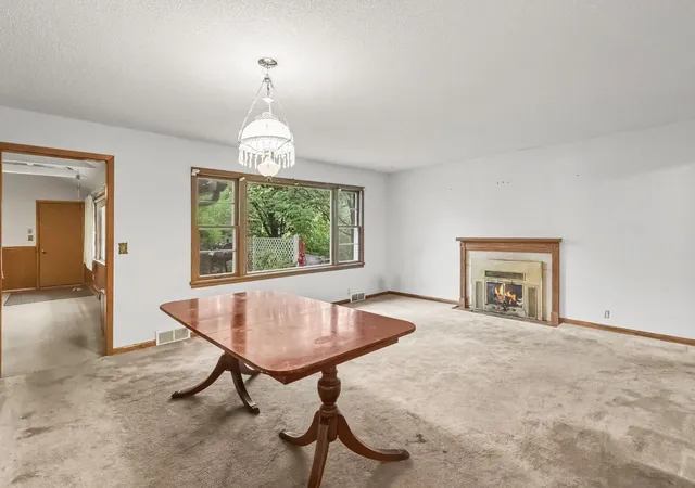 Photo 4 of Single family home for sale at 849 8th Avenue SW, Faribault, MN 55021 | MLS# 7148050 | Listing updated on 2026-10-02