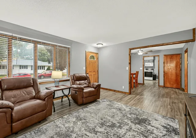 Photo 3 of Single family home for sale at 800 6th Street NW, Austin, MN 55912 | MLS# 7148063 | Listing updated on 2026-09-22