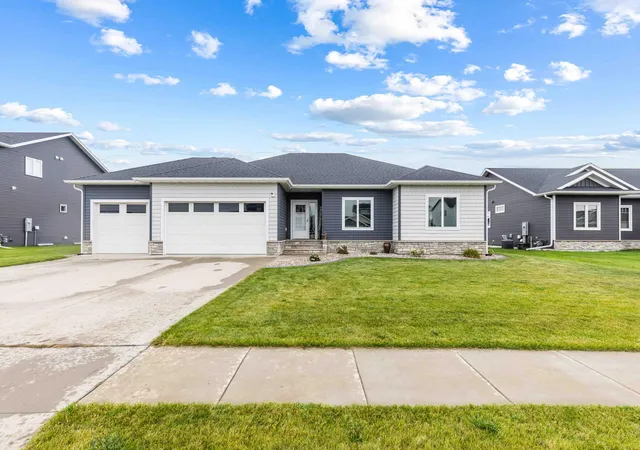 Photo 2 of Single family home for sale at 6669 55th Avenue S, Fargo, ND 58104 | MLS# 7148067 | Listing updated on 2026-09-25
