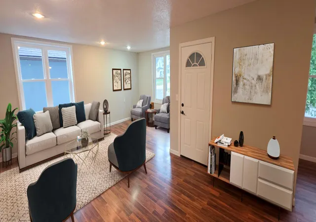 Photo 2 of Single family home for sale at 416 4th Avenue Sw, Chisholm, MN 55719 | MLS# 7148070 | Listing updated on 2026-09-30