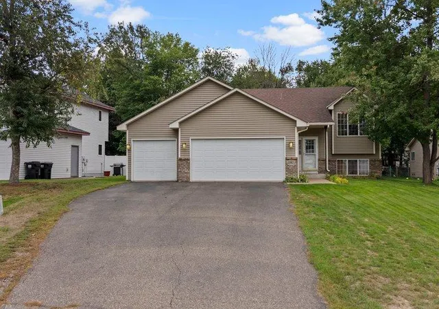 Photo 2 of Single family home for sale at 23611 Flora Ct Nw, Saint Francis, MN 55070 | MLS# 7148073 | Listing updated on 2026-09-30