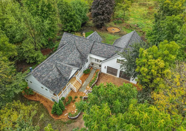 Photo 3 of Single family home for sale at 5735 Grant Lorenz Rd, Excelsior, MN 55331 | MLS# 7148093 | Listing updated on 2026-09-30