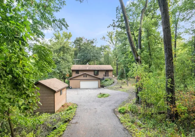Single family home for sale at 9432 Old Concord Blvd, Inver Grove Heights, MN 55076 | MLS# 7148114