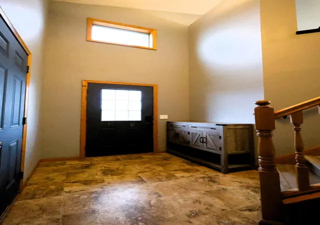 Photo 3 of Single family home for sale at 1733 Maple Leaf Ln, Litchfield, MN 55355 | MLS# 7148124 | Listing updated on 2026-09-22