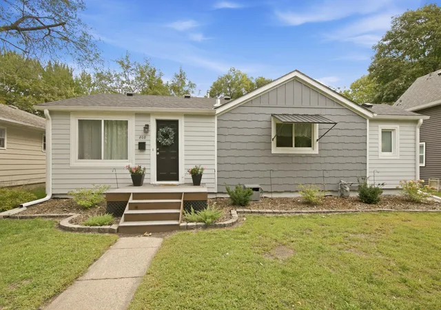 Photo 1 of Single family home for sale at 808 5th Avenue Se, Saint Cloud, MN 56304 | MLS# 7148135 | Listing updated on 2026-09-23