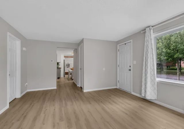 Photo 4 of Single family home for sale at 808 5th Avenue SE, Saint Cloud, MN 56304 | MLS# 7148135 | Listing updated on 2026-09-23