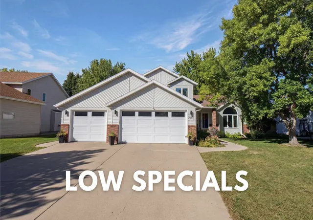 Photo 1 of Single family home for sale at 3101 37 1/2 Ave S, Fargo, ND 58104 | MLS# 7148140 | Listing updated on 2026-09-29