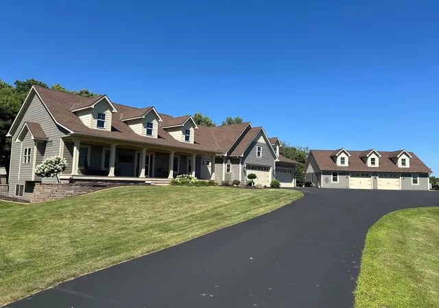 Single family home for sale at 10560 31st Place NE, Saint Michael, MN 55376 | MLS# 7148142 | Listing updated on 2026-09-22