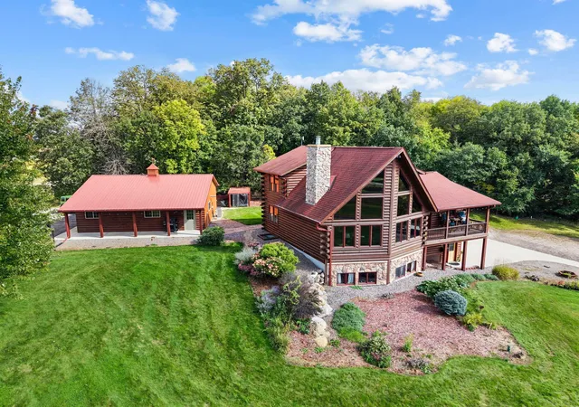 Photo 4 of Single family home for sale at 70824 227th Street, Dassel, MN 55325 | MLS# 7148149 | Listing updated on 2026-09-25