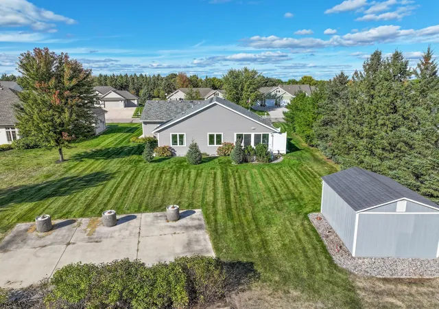 Photo 2 of Single family home for sale at 620 Anderson Way, Alexandria, MN 56308 | MLS# 7148159 | Listing updated on 2026-10-07