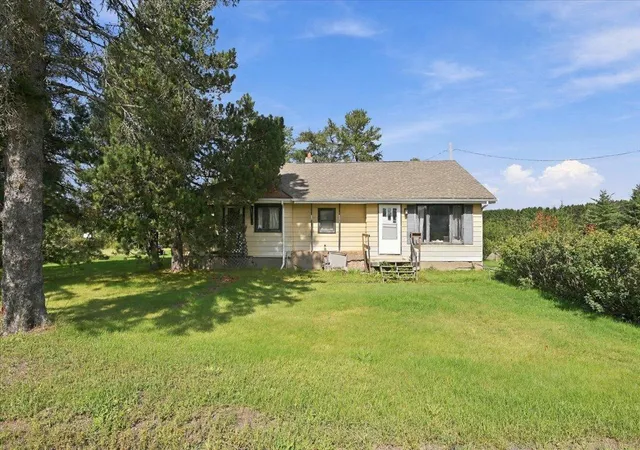 Photo 4 of Single family home for sale at 4103 Munger Shaw Rd, Cloquet, MN 55720 | MLS# 7148160 | Listing updated on 2026-10-04