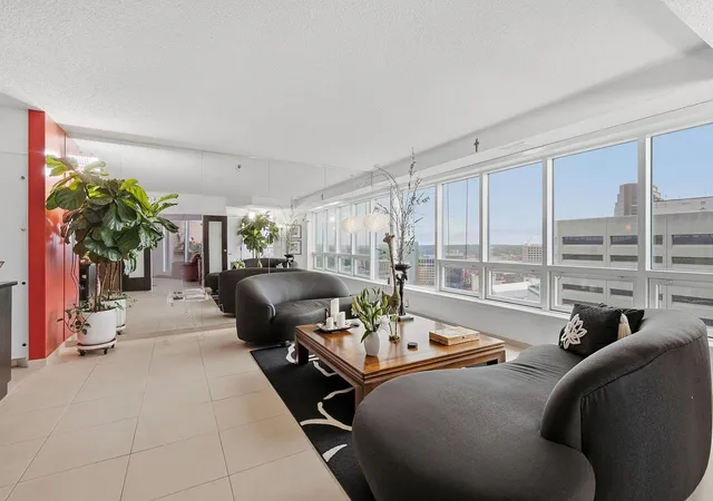 Photo 3 of Condo for sale at 168 6th Street E #3206, Saint Paul, MN 55101 | MLS# 7148170 | Listing updated on 2026-09-25
