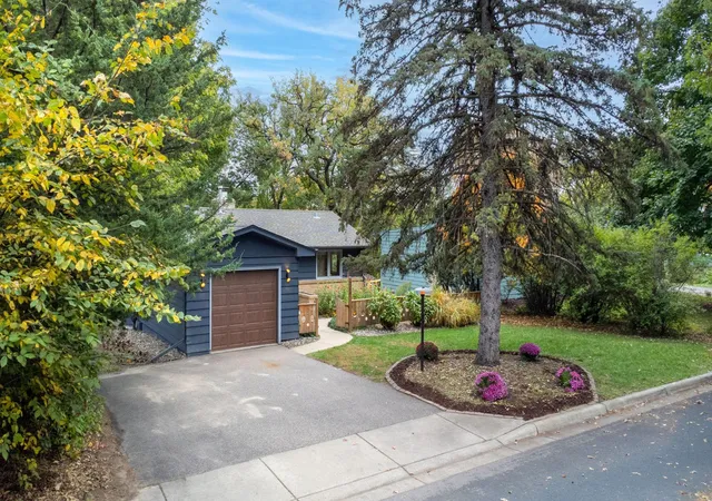 Photo 1 of Single family home for sale at 3346 Kyle Ave N, Minneapolis, MN 55422 | MLS# 7148176 | Listing updated on 2026-10-09