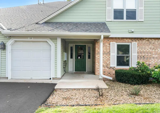 Photo 3 of Condo for sale at 5137 Balmoral Ln, Minneapolis, MN 55437 | MLS# 7148178 | Listing updated on 2026-10-10