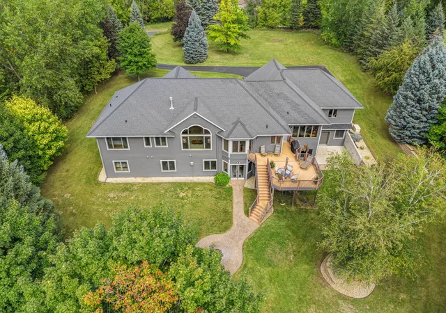 Photo 1 of Single family home for sale at 1006 105th Street W, Inver Grove Heights, MN 55077 | MLS# 7148191 | Listing updated on 2026-10-09