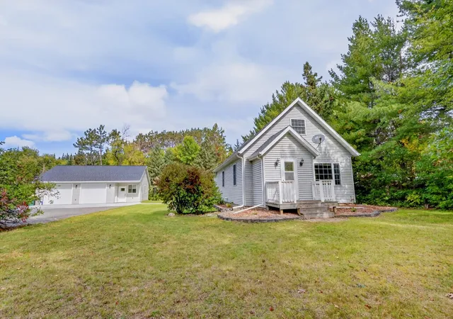 Photo 1 of Single family home for sale at 1029 Golf Crse Rd, Grand Rapids, MN 55744 | MLS# 7148198 | Listing updated on 2026-09-24
