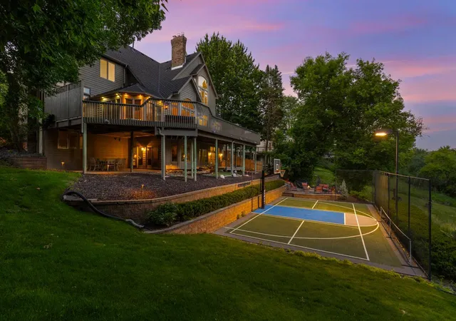 Photo 3 of Single family home for sale at 11193 Bluestem Ln, Eden Prairie, MN 55347 | MLS# 7148200 | Listing updated on 2026-09-29