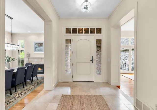 Photo 4 of Single family home for sale at 11193 Bluestem Ln, Eden Prairie, MN 55347 | MLS# 7148200 | Listing updated on 2026-09-29