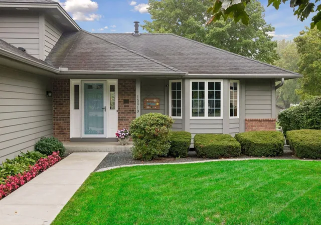 Photo 3 of Single family home for sale at 15019 Village Woods Dr, Eden Prairie, MN 55347 | MLS# 7148202 | Listing updated on 2026-10-05