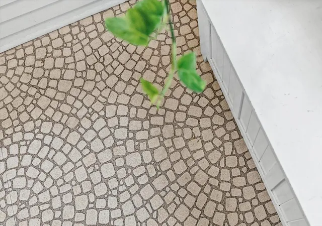 Photo 3 of Single family home for sale at 2031 Lincoln Ave, Saint Paul, MN 55105 | MLS# 7148212 | Listing updated on 2026-10-28