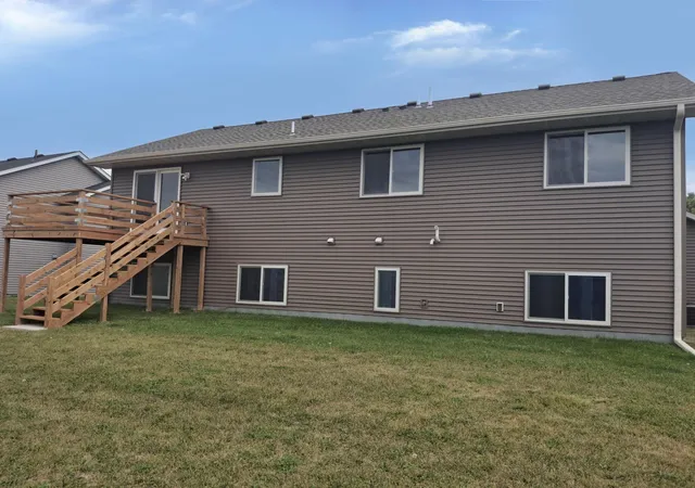Photo 2 of Single family home for sale at 1213 Olivia St Se St, New Prague, MN 56071 | MLS# 7148218 | Listing updated on 2026-09-22