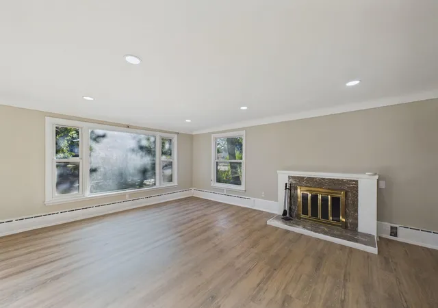 Photo 4 of Single family home for sale at 3748 5th Avenue S, Minneapolis, MN 55409 | MLS# 7148224 | Listing updated on 2026-09-23