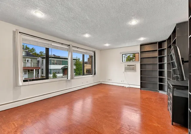 Photo 2 of Condo for sale at 3019 Bryant Ave S #101, Minneapolis, MN 55408 | MLS# 7148229 | Listing updated on 2026-09-30