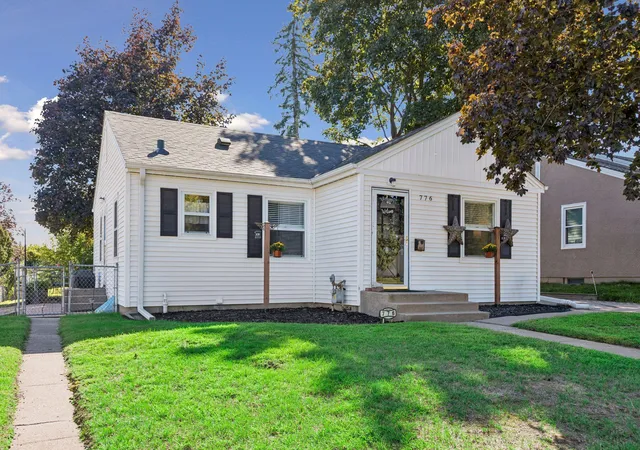 Photo 2 of Single family home for sale at 776 Parkview Ave, Saint Paul, MN 55117 | MLS# 7148242 | Listing updated on 2026-10-07