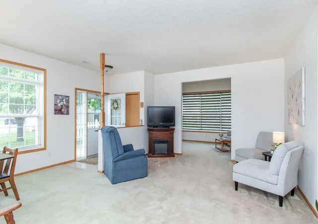 Photo 2 of Townhouse for sale at 5319 University Dr S #B, Fargo, ND 58104 | MLS# 7148243 | Listing updated on 2026-10-01