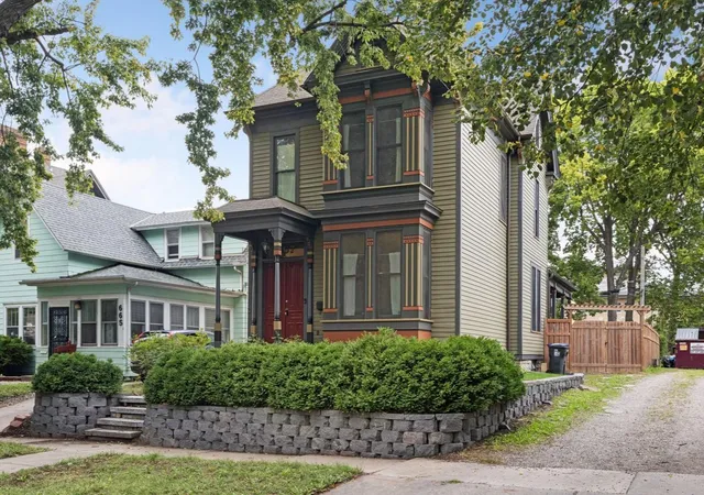 Photo 1 of Single family home for sale at 667 5th Street E, Saint Paul, MN 55106 | MLS# 7148244 | Listing updated on 2026-10-06