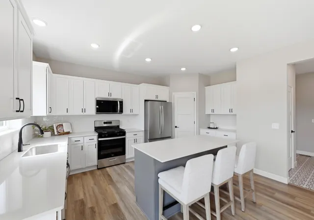 Photo 3 of Single family home for sale at 843 Walnut Grv Ln, Hanover, MN 55341 | MLS# 7148247 | Listing updated on 2026-10-07