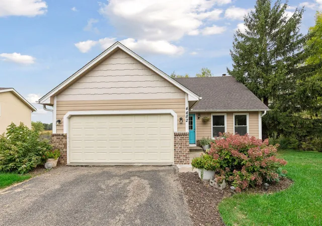 Photo 2 of Single family home for sale at 4482 Oak Pond Rd, Saint Paul, MN 55123 | MLS# 7148255 | Listing updated on 2026-10-04