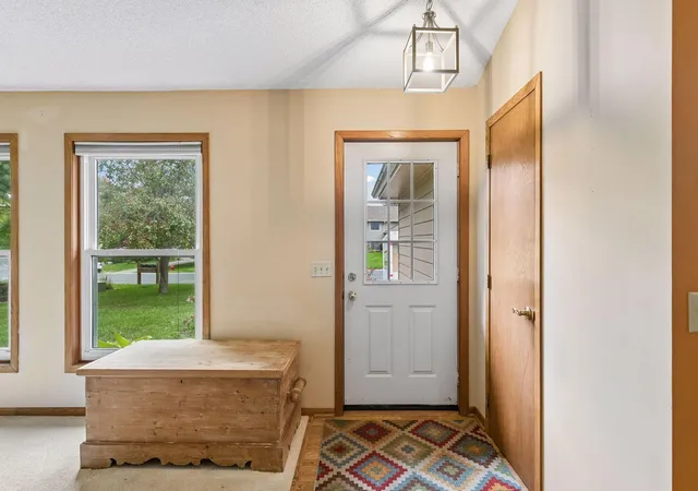 Photo 3 of Single family home for sale at 4482 Oak Pond Rd, Saint Paul, MN 55123 | MLS# 7148255 | Listing updated on 2026-10-04