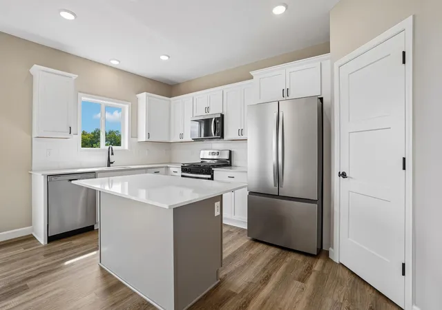 Photo 2 of Single family home for sale at 849 Walnut Grv Ln, Hanover, MN 55341 | MLS# 7148305 | Listing updated on 2026-10-07