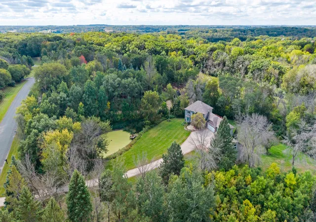 Photo 3 of Single family home for sale at 22530 Forest Ridge Dr, Lakeville, MN 55044 | MLS# 7148307 | Listing updated on 2026-09-23