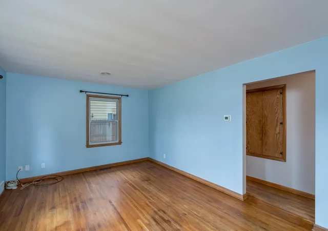 Photo 3 of Single family home for sale at 13 Southview Dr, Mankato, MN 56001 | MLS# 7148316 | Listing updated on 2026-09-22