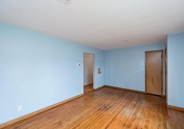 Photo 4 of Single family home for sale at 13 Southview Dr, Mankato, MN 56001 | MLS# 7148316 | Listing updated on 2026-09-22