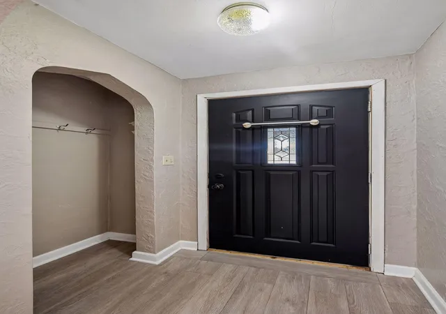 Photo 3 of Single family home for sale at 1427 1st Street SE, Rochester, MN 55904 | MLS# 7148324 | Listing updated on 2026-10-04