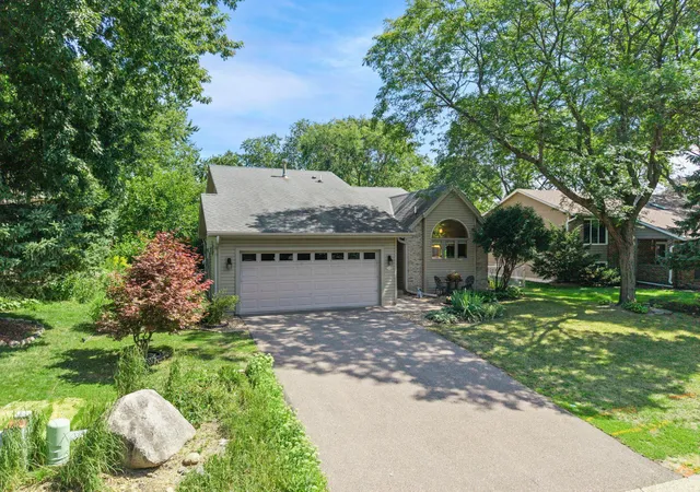 Photo 3 of Single family home for sale at 14231 Candlewood Ln NE, Prior Lake, MN 55372 | MLS# 7148344 | Listing updated on 2026-10-02