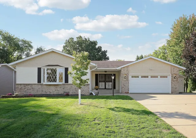 Photo 1 of Sale Pending at 10632 Daisy Cir, Minneapolis, MN 55438 | MLS# 7148352 | Listing updated on 2026-10-07