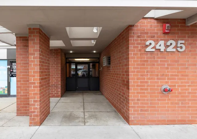 Photo 2 of Condo for sale at 2425 E Franklin Ave #205, Minneapolis, MN 55406 | MLS# 7148357 | Listing updated on 2026-10-01