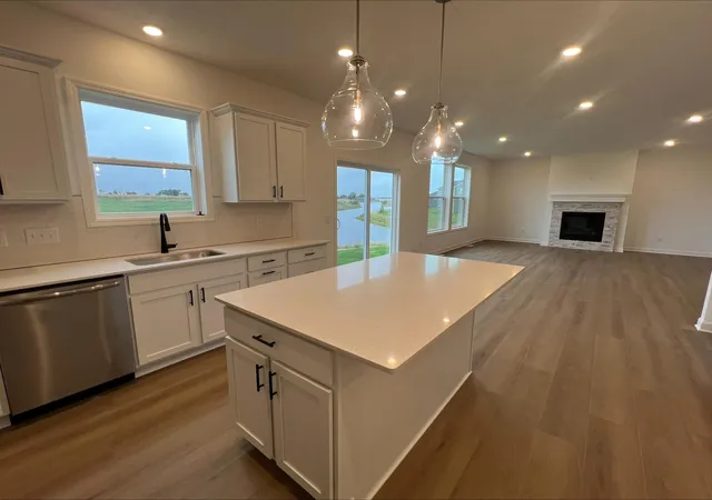 Photo 4 of Single family home for sale at 7460 Lotus Ln, Hugo, MN 55038 | MLS# 7148360 | Listing updated on 2026-09-22