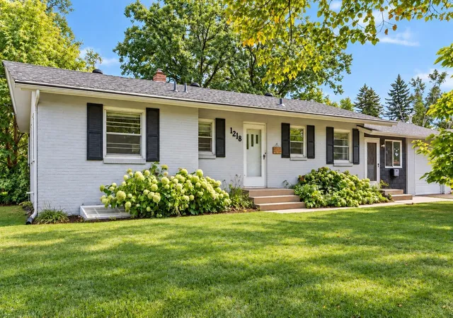 Single family home for sale at 1218 9th Avenue NE, Brainerd, MN 56401 | MLS# 7148376
