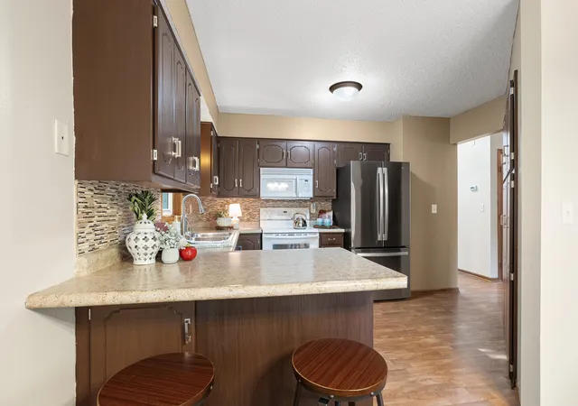 Photo 4 of Single family home for sale at 517 8th Avenue N, Sauk Rapids, MN 56379 | MLS# 7148393 | Listing updated on 2026-10-07