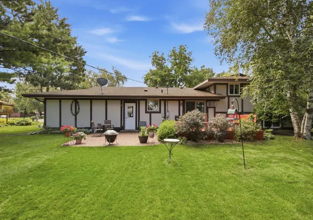 Photo 3 of Single family home for sale at 4211 Plaza Ln, Saint Cloud, MN 56303 | MLS# 7148398 | Listing updated on 2026-10-09