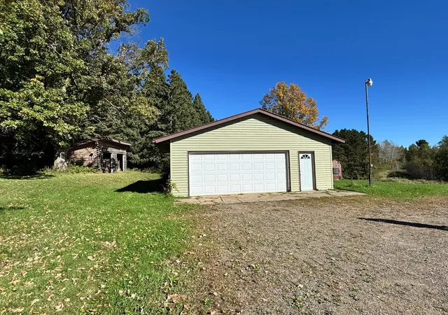 Photo 2 of Single family home for sale at 31116 350th Avenue, Aitkin, MN 56431 | MLS# 7148422 | Listing updated on 2026-10-02