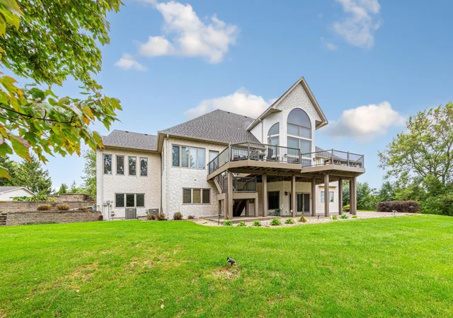 Photo 2 of Single family home for sale at 1135 3rd Street Ne, Faribault, MN 55021 | MLS# 7148446 | Listing updated on 2026-09-22